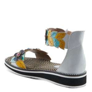 L'Artiste by Spring Step Cruzer White Multi